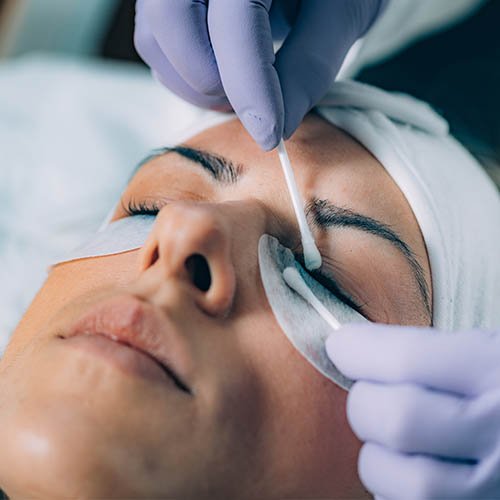 Clickable image link for brow waxing services at Majestic Medical Touch Spa. Showcases a professional brow waxing session.