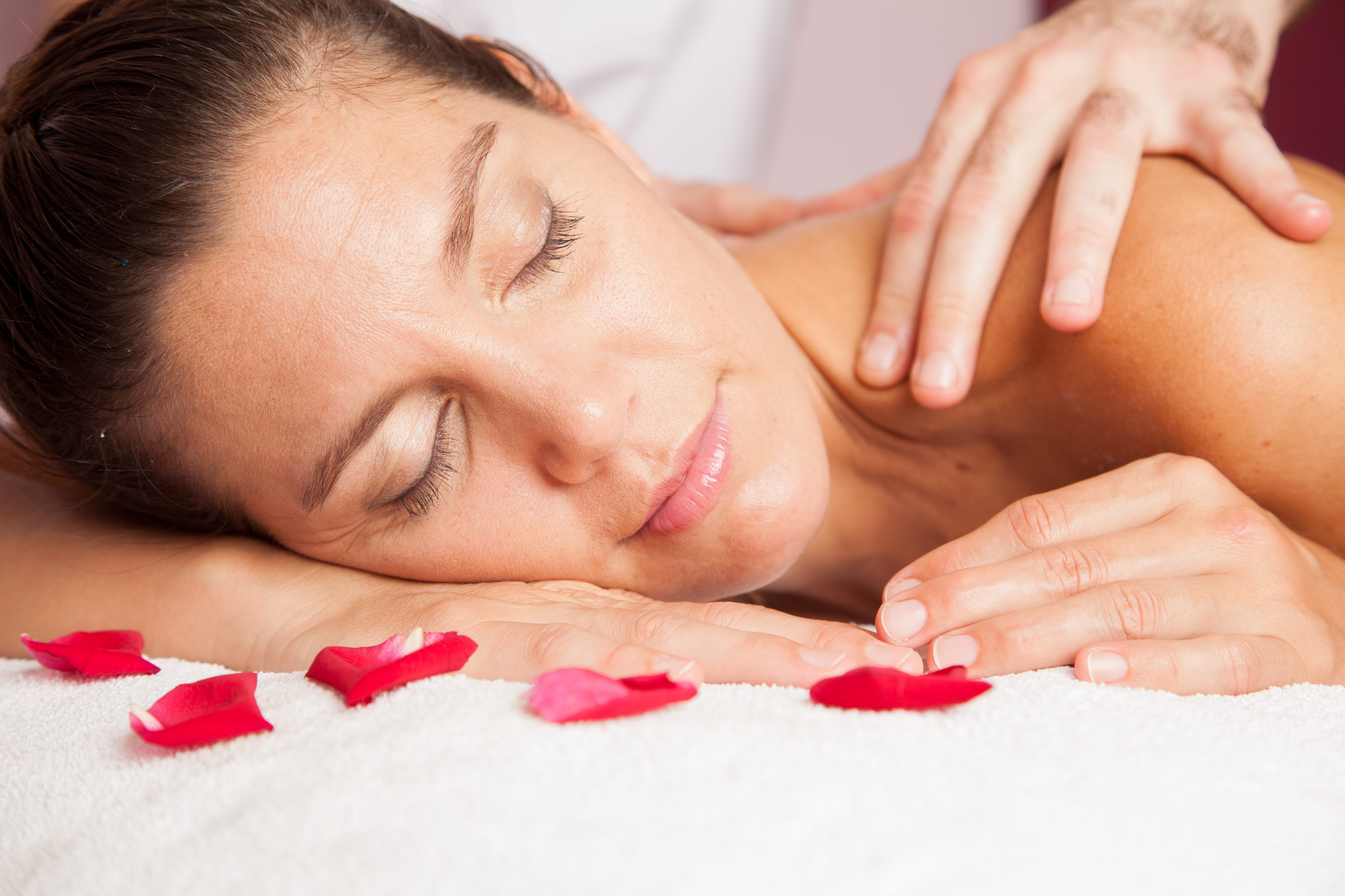 Woman receibing a massage at the spa Woman receibing a massage at the spa